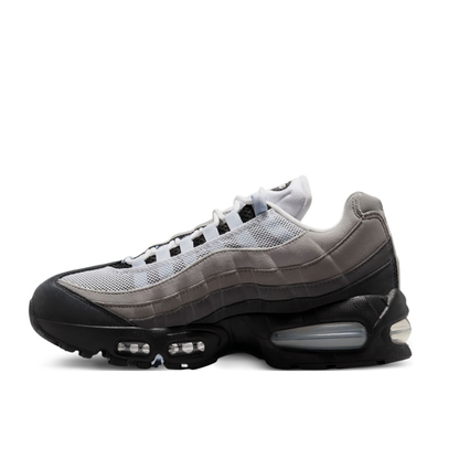 Xevo Sneakers