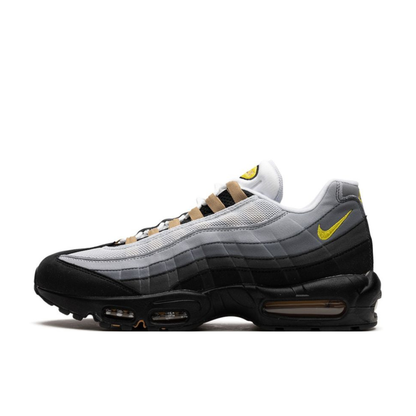 Xevo Sneakers